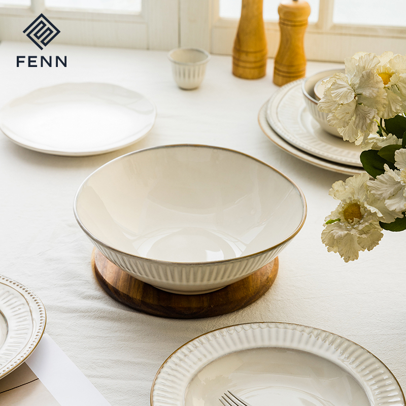ceramic serving bowl